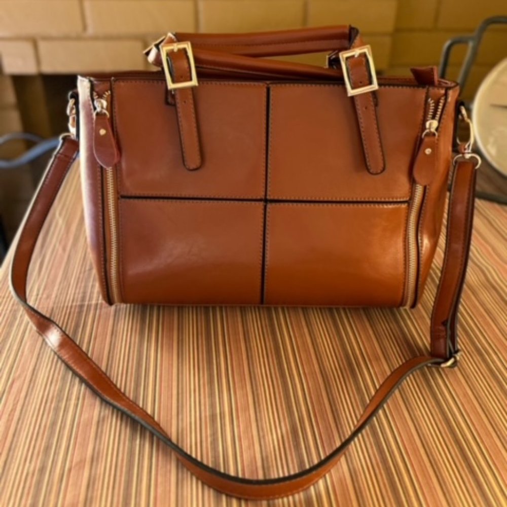 Women's Handbag - Everyday Bag With Lots of Pockets NEW✨